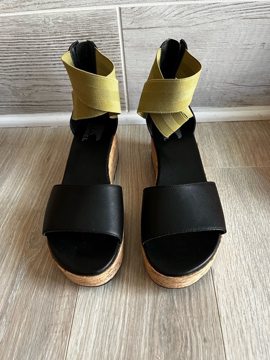 Sorel Shoes - Sorel Women’s Cameron Flatform Ankle Strap Sandals Black w/ Olive - Size 10